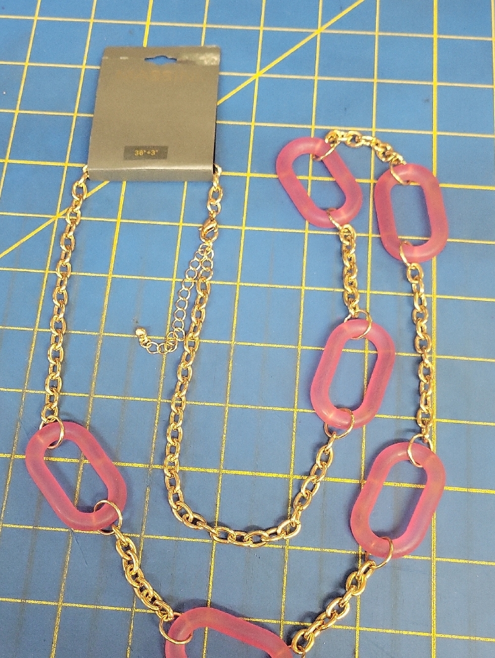 Massini Gold-Tone Chain Necklace with Pink Resin Links 36" + 3" NWT